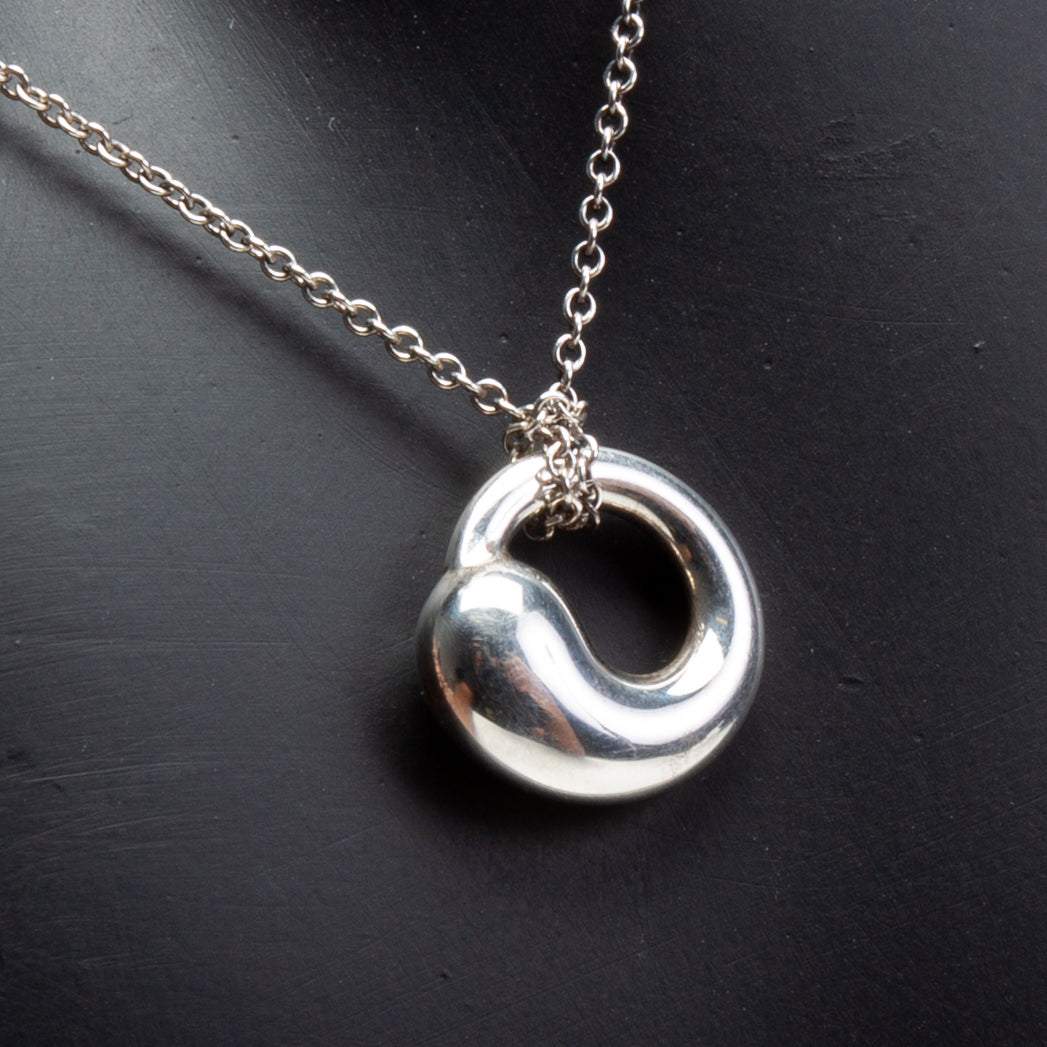Tiffany & Co. Eternal Circle Pendellant Halskette - Final Sale