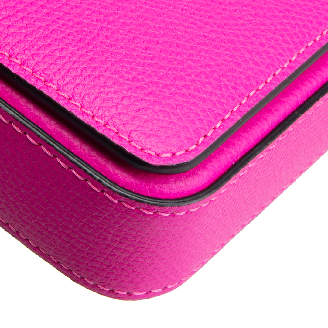 VALENTINO Flap Wallet on Chain - Pink