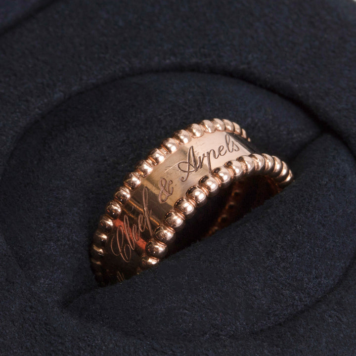 VAN CLEEF & ARPELS Perlée Signature Ring
