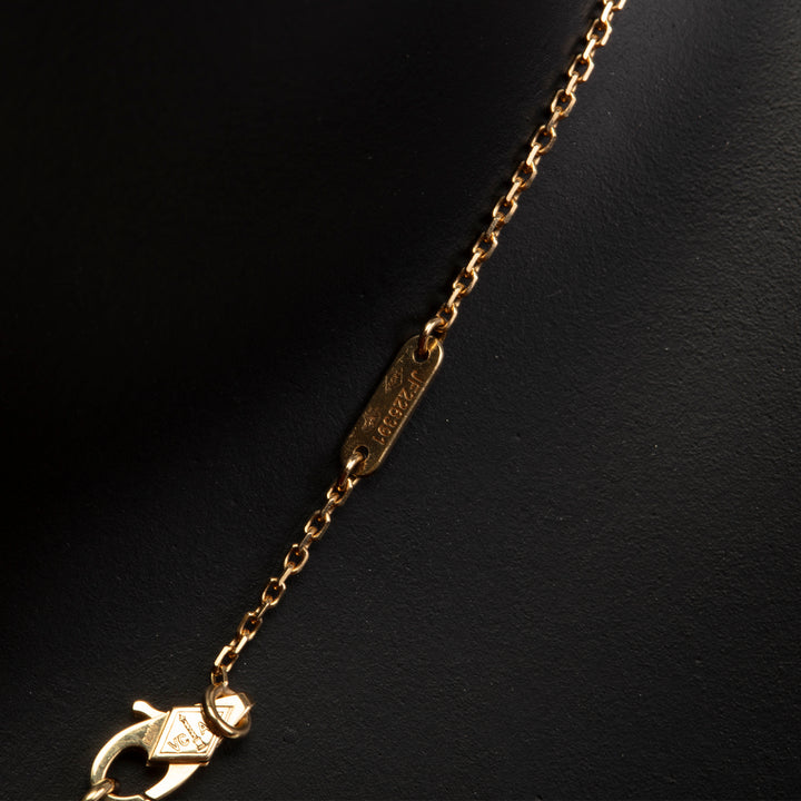 VAN CLEEF & ARPELS Mother of Pearl Sweet Alhambra Necklace