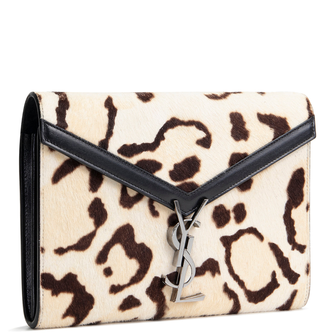 SAINT LAURENT Cassandra Medium Wallet on Chain / Crossbody