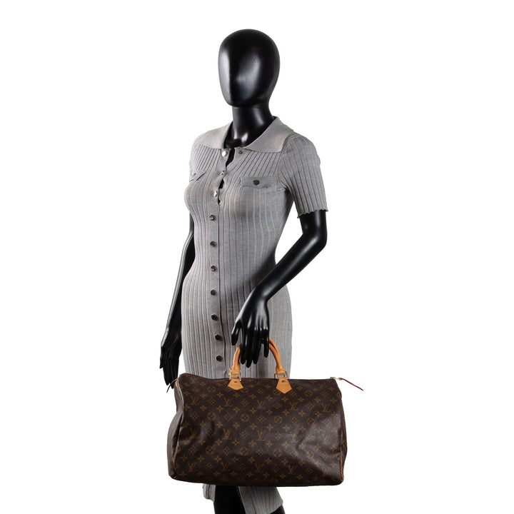LOUIS VUITTON Vintage Monongram Speedy 40