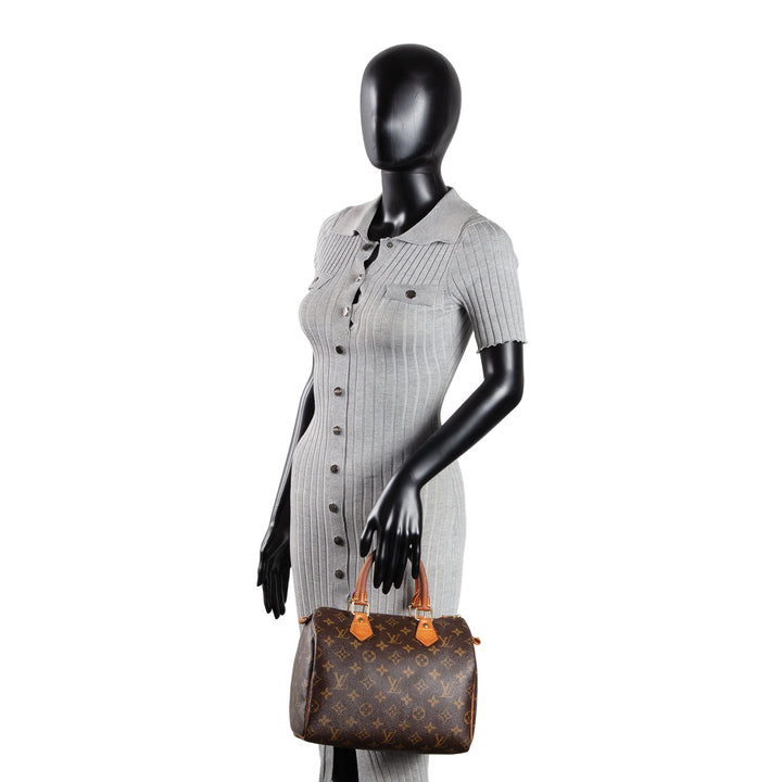 LOUIS VUITTON Monogram Speedy 25 OUTLET FINAL SALE