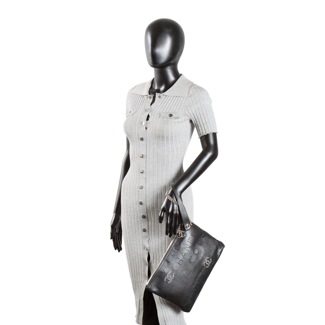 CHANEL CC Eyelet Clutch