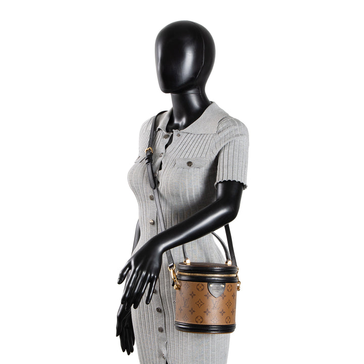 LOUIS VUITTON Reverse Monogram Cannes