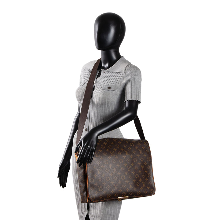 LOUIS VUITTON Vintage Messenger Monogram OUTLET FINAL SALE