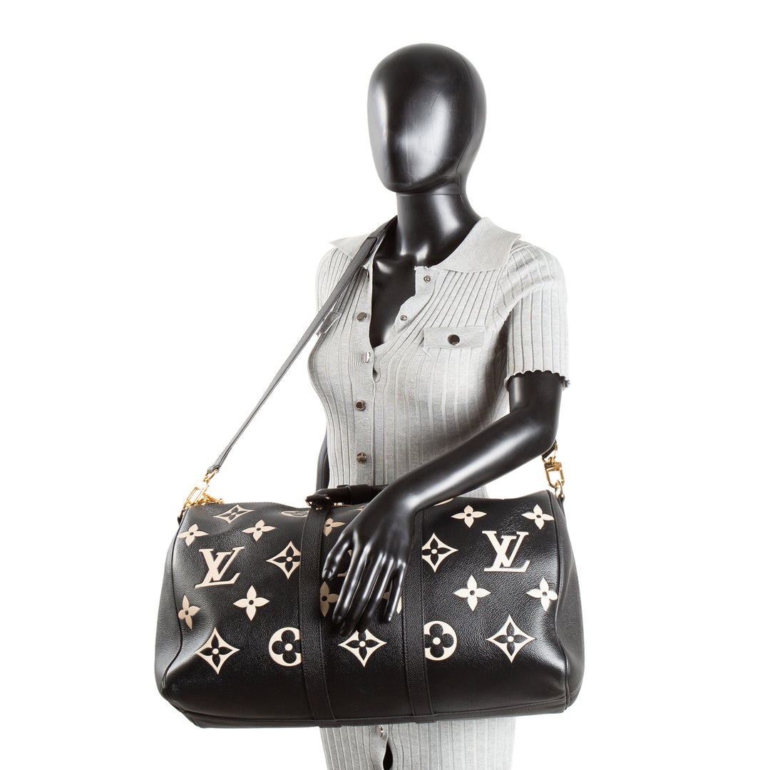 LOUIS VUITTON Giant Monogram Keepall Bandouliere 45 - Bicolor