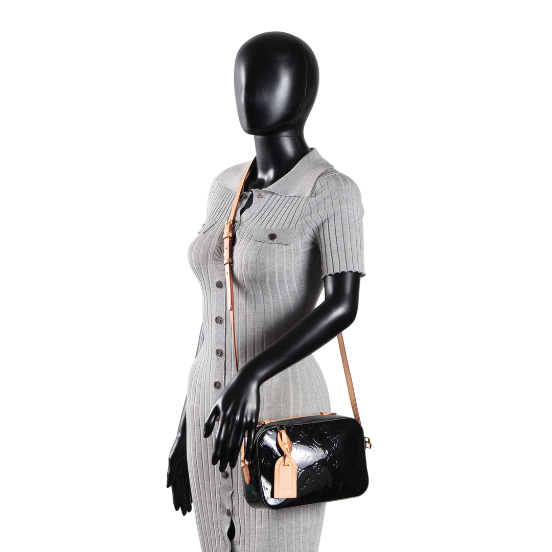 LOUIS VUITTON Monogram Vernis Santa Monica Shoulder Bag - Black