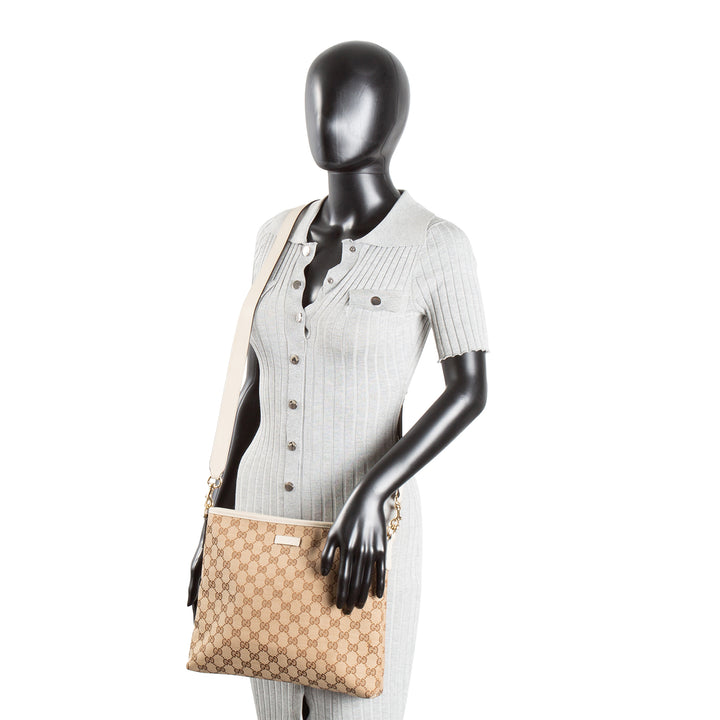 GUCCI GG Canvas Flat Messenger
