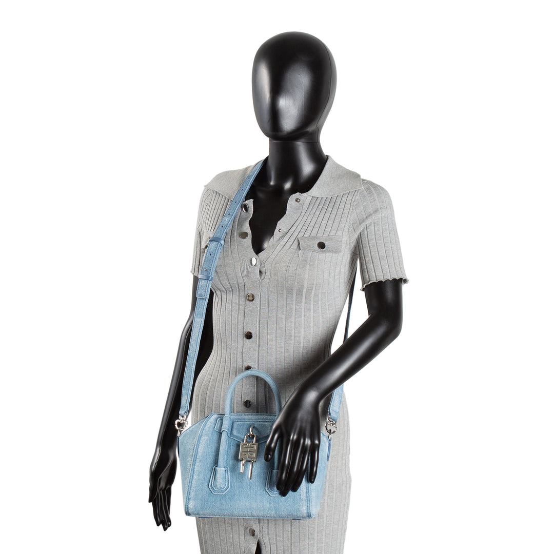 Givenchy Denim Antigona Lock Bag - Blue