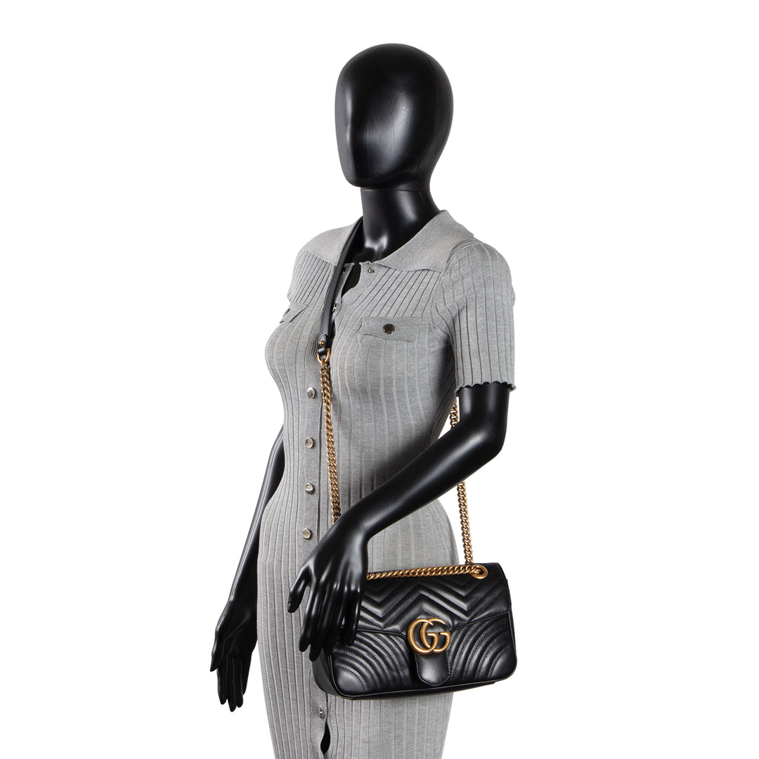GUCCI Leather Marmont Small Flap Bag - Black