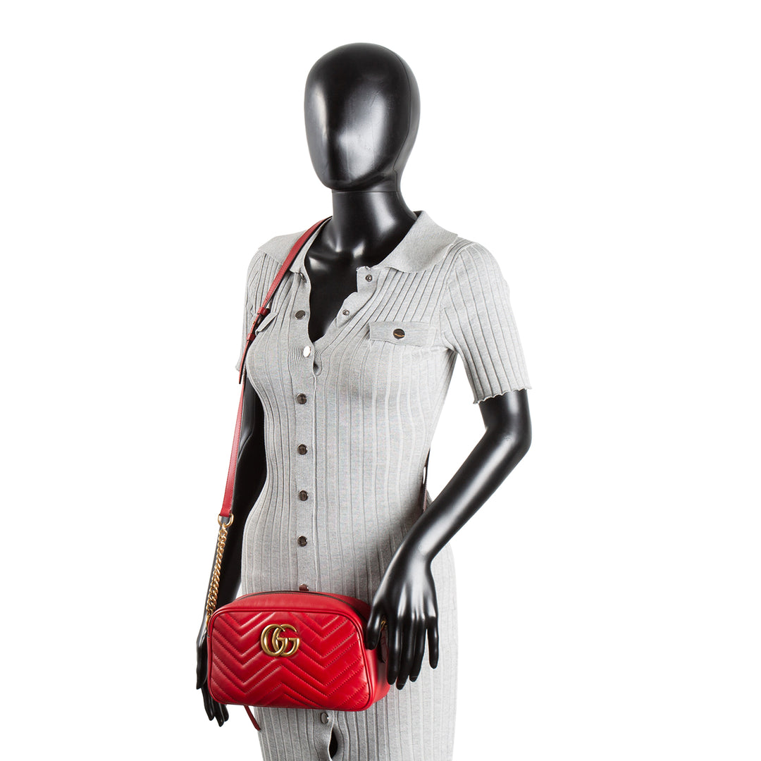 GUCCI GG Marmont Camera Bag - Red