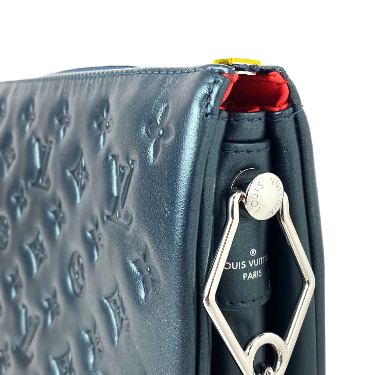 Louis Vuitton LV Coussin PM steel blue Leather ref.725351 - Joli Closet