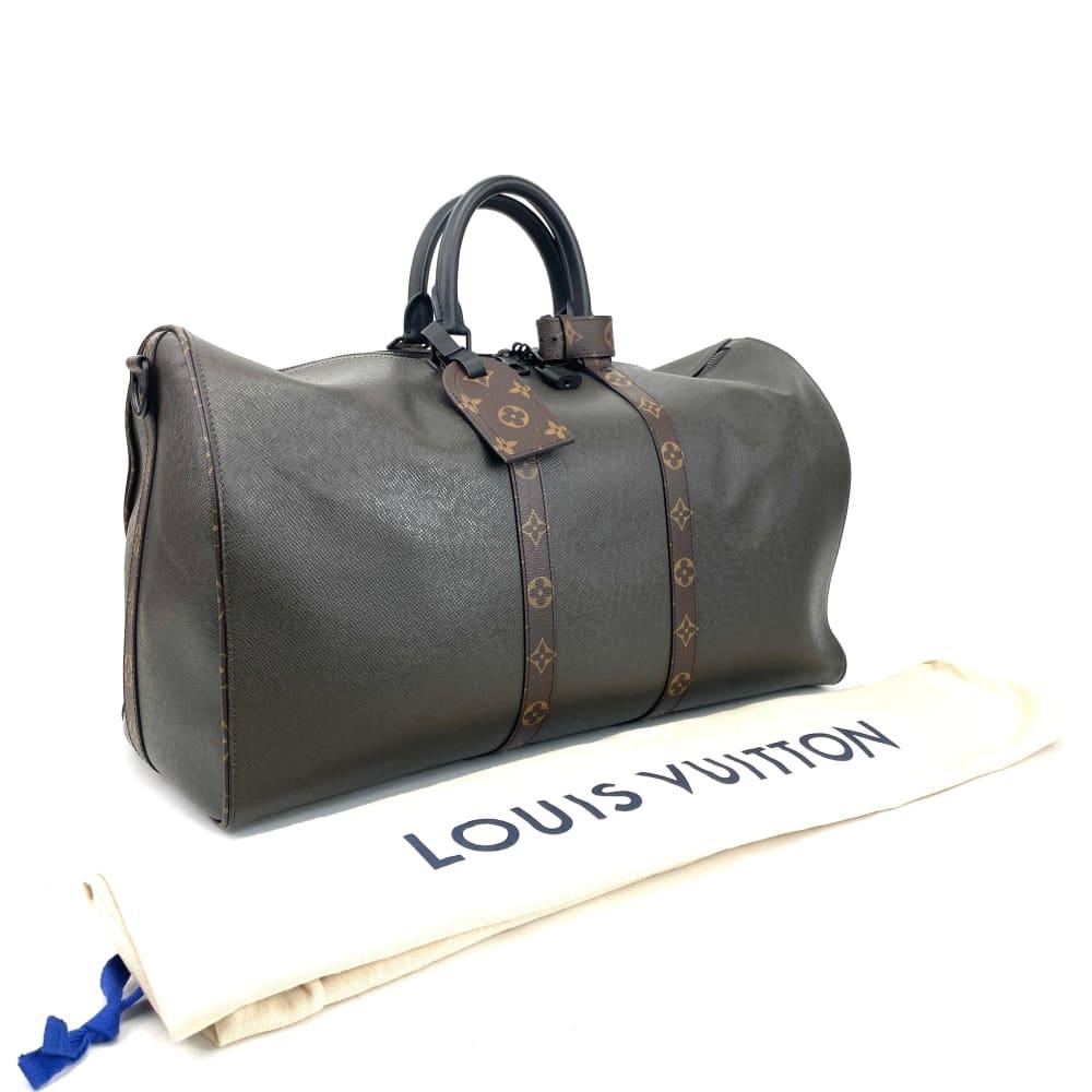 Louis Vuitton Monogram Taiga Keepall Bandouliere 50 (SHG-nJzo9p